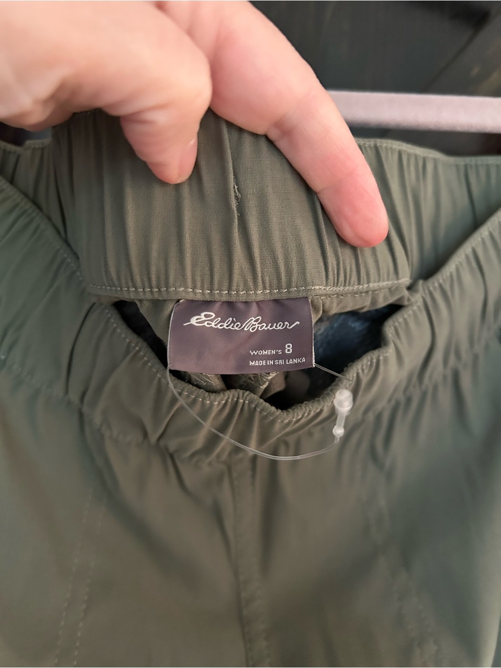 NWOT EDDIE BAUER Rainier Pull-on Crop Capri Pants Women's Sz. 8 Olive Green - Picture 3 of 9